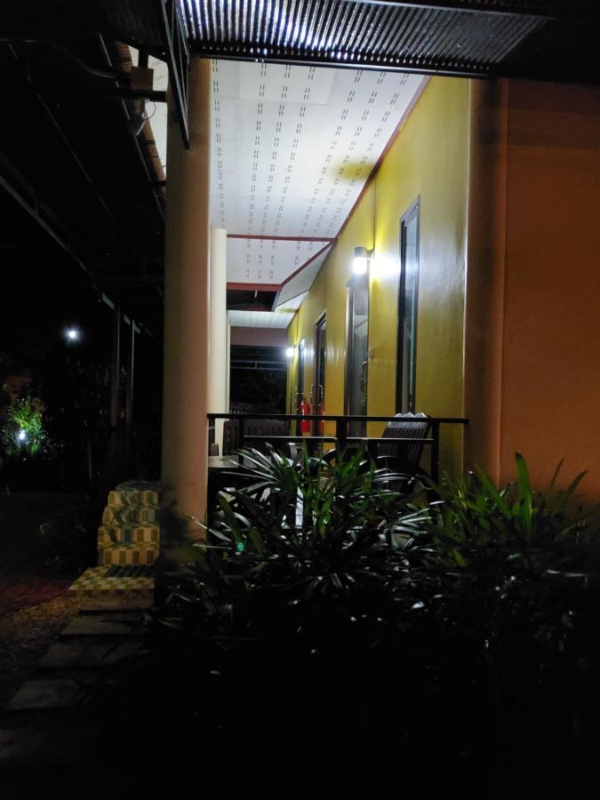 Lanta Lucky House Hotell Ko Lanta Exteriör bild