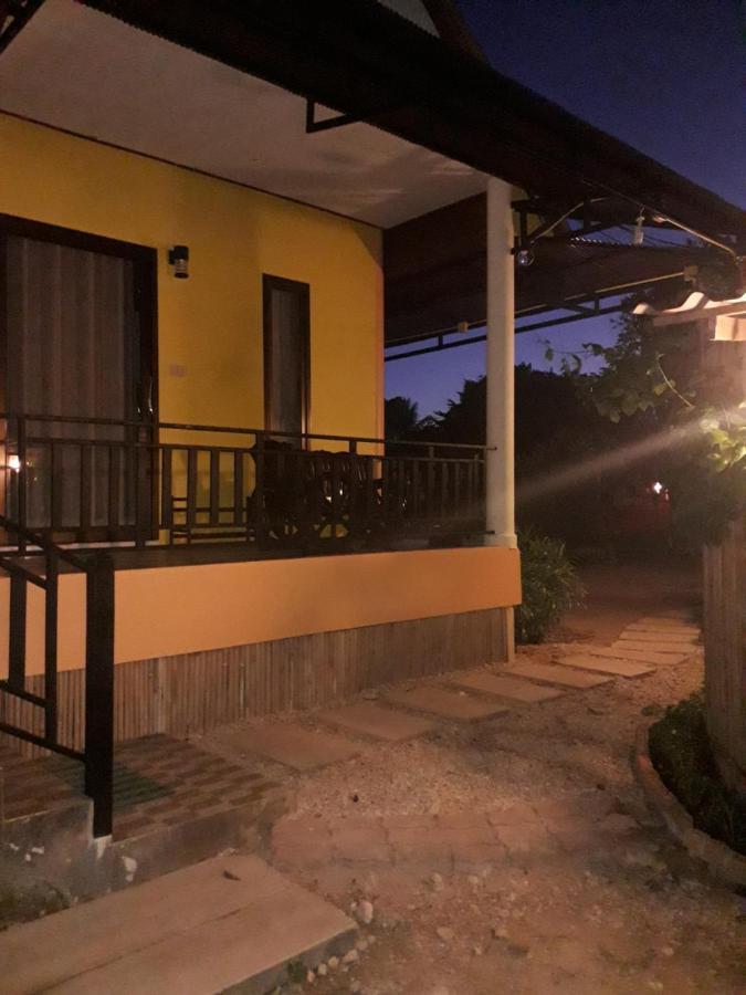 Lanta Lucky House Hotell Ko Lanta Exteriör bild